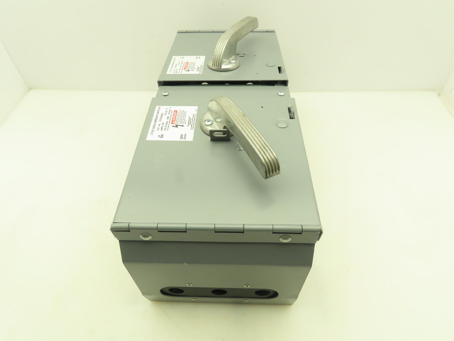 I-T-E V7E3622U Twin Panel Board Switch 60A 600V 3Ph 3 Pole Fusible