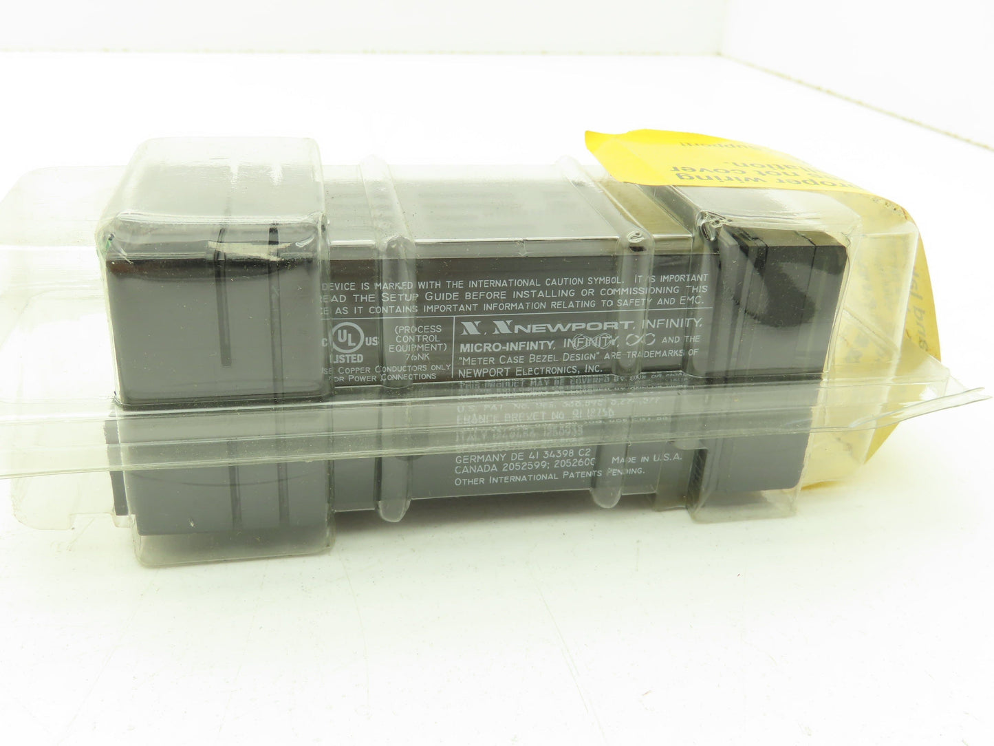 Newport Electronics ICN77330 Micro Infinity Temperature Panel Meter Display 240V