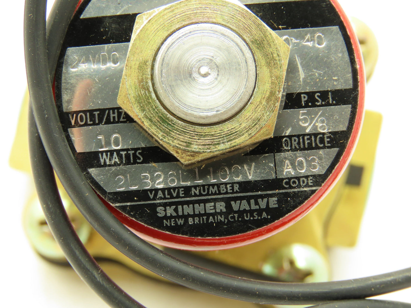 Lancer 2LB26L110 2-Way Brass Skinner Solenoid Valve 3/8" NPT N.C. 0-40psi 24VDC