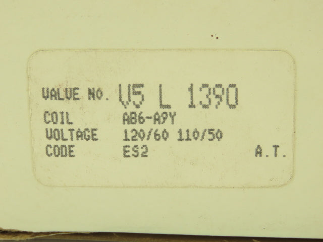 Honeywell Skinner V5L1390 Solenoid Valve 120VAC 125 PSI 1/4" NPT  N.C.