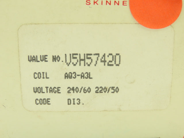 Honeywell Skinner V5H57420 Solenoid Valve 3-Way (NC) 220VAC 100 PSI 1/4" NPT V5
