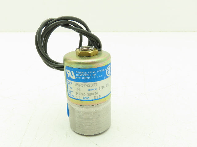 Honeywell Skinner V5H57420 Solenoid Valve 3-Way (NC) 220VAC 100 PSI 1/4" NPT V5