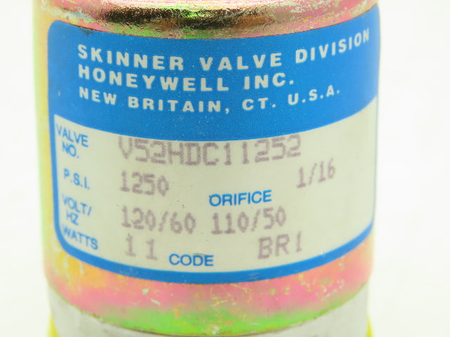Honeywell Skinner V52HDC11252 Solenoid Valve 2-Way (NC) 120V 1250 PSI 1/8" NPT