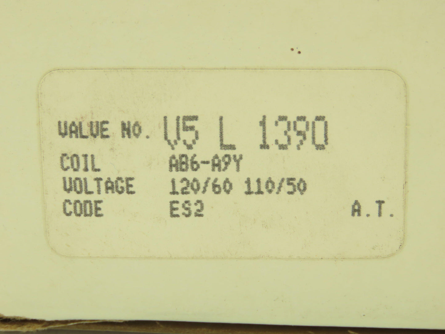 Honeywell Skinner V5L37140 Solenoid Valve 2-Way (NC) 5 PSI  - No Coil  LOT OF 3