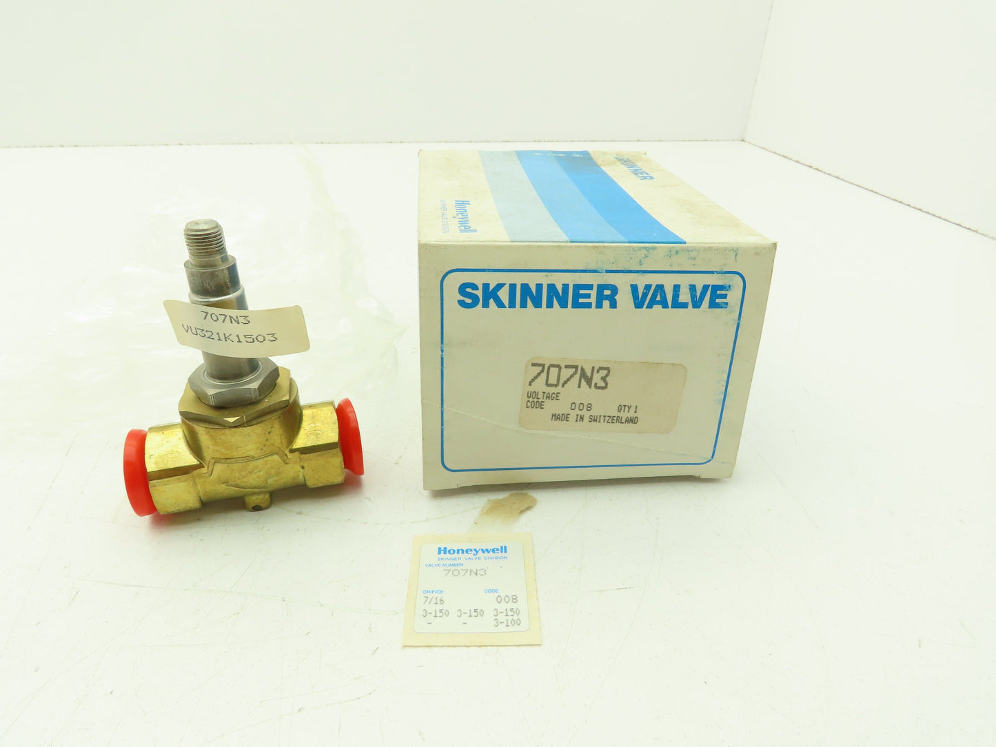 Honeywell Skinner 707N3 Brass Solenoid Valve 2-Way (NC) 1/2" NPT -No Coil