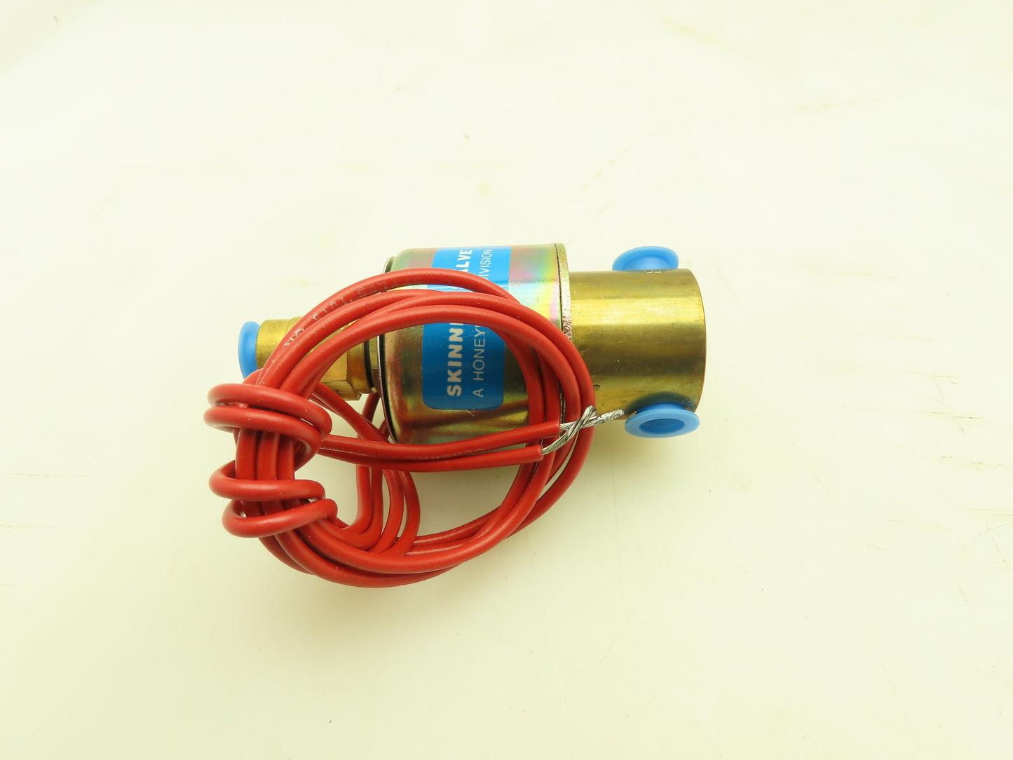 Honeywell Skinner C5DK1060 Solenoid Valve 3-Way (NO) 120V 60 PSI 1/8" NPT