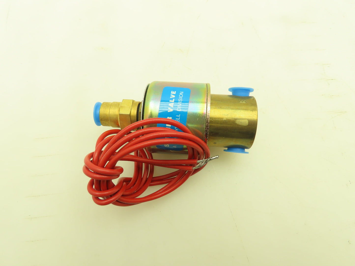 Honeywell Skinner C5DK1060 Solenoid Valve 3-Way (NO) 120V 60 PSI 1/8" NPT