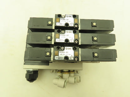 SMC VV5FS2 Plug-In 3-Station Manifold Control Unit VFS2600 Solenoid Valve Bank