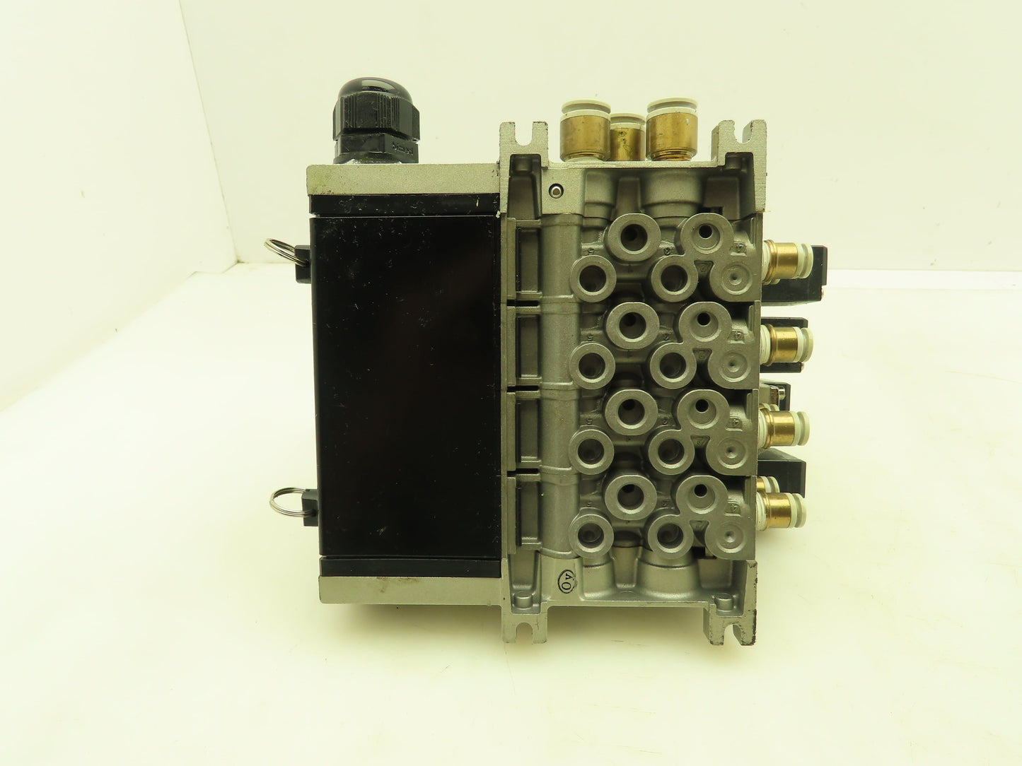 SMC VV5FS2 Plug-In 4-Station Manifold Control Unit VFS2000 Solenoid Valve Bank