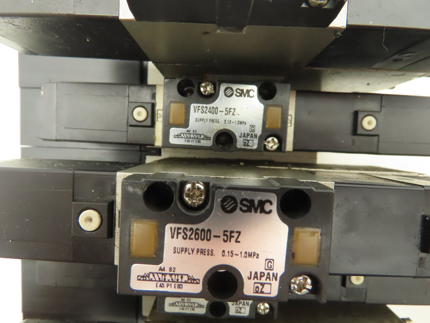SMC VV5FS2 Plug-In 7-Station Manifold Control Unit VFS2000 Solenoid Valve Bank