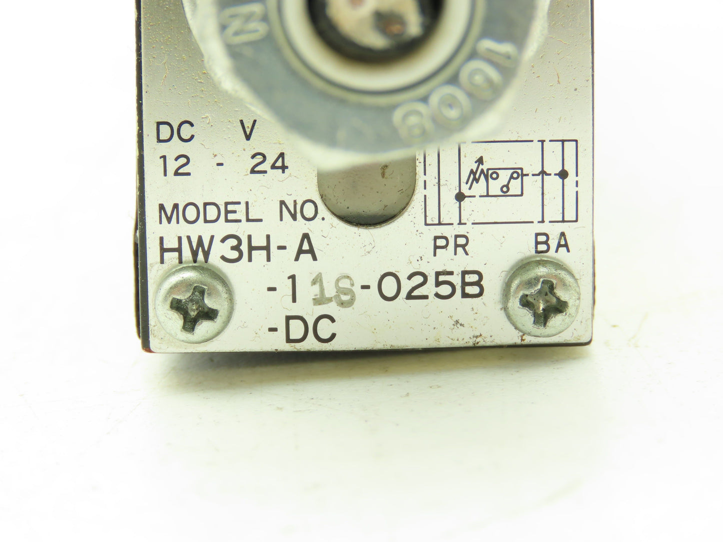 Toyooki Kogyo Hytegra HW3H-A-118-025B-DC Hydraulic Flow Control Throttle Valve