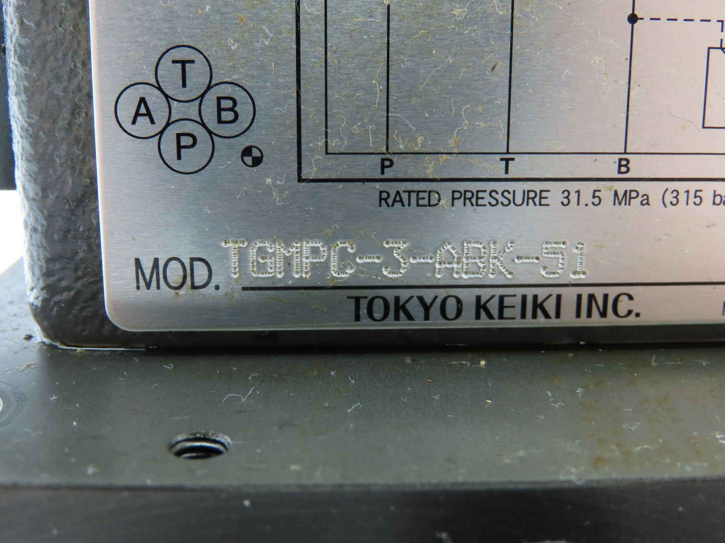 Tokyo Keiki DG4SM / TGMX2 Directional Control Solenoid Relief Valve Stack 24V