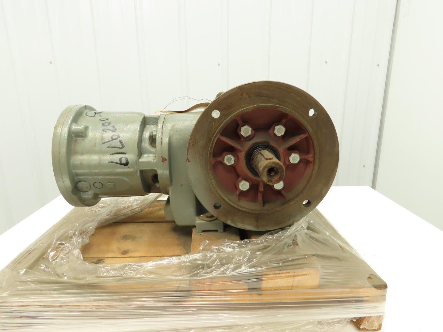 Flender KF60K-90 Speed Reducer Gearbox 36:1 Ratio 48 RPM RH 1-3/8" Output