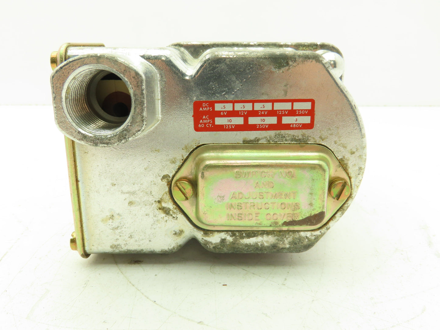 Barksdale DPD1T-H18 Diaphragm Pressure Switch 0.40-18 PSI Range 60PSI Max