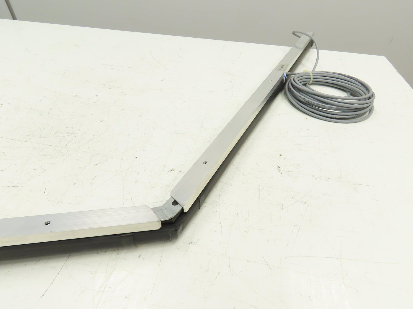 Mori Seiki Tape Switch Pressure Sensitive Rubber Sensing Edge 45° Angle 26"x 46"