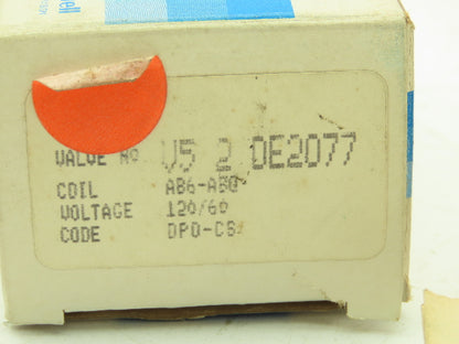 Honeywell V52DE2077 1/4" 2-Way Skinner Solenoid Valve 120V N.C. 75 Psi.