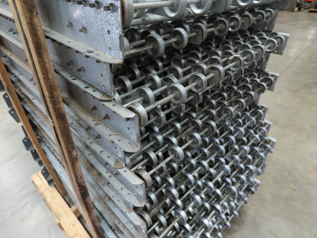 36"x 45° Butt Spur Galvanized Steel Skate Wheel Gravity Conveyor -13 Sections