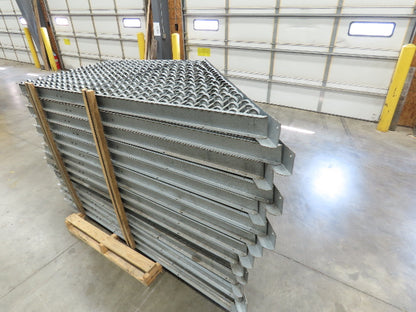 36"x 45° Butt Spur Galvanized Steel Skate Wheel Gravity Conveyor -13 Sections