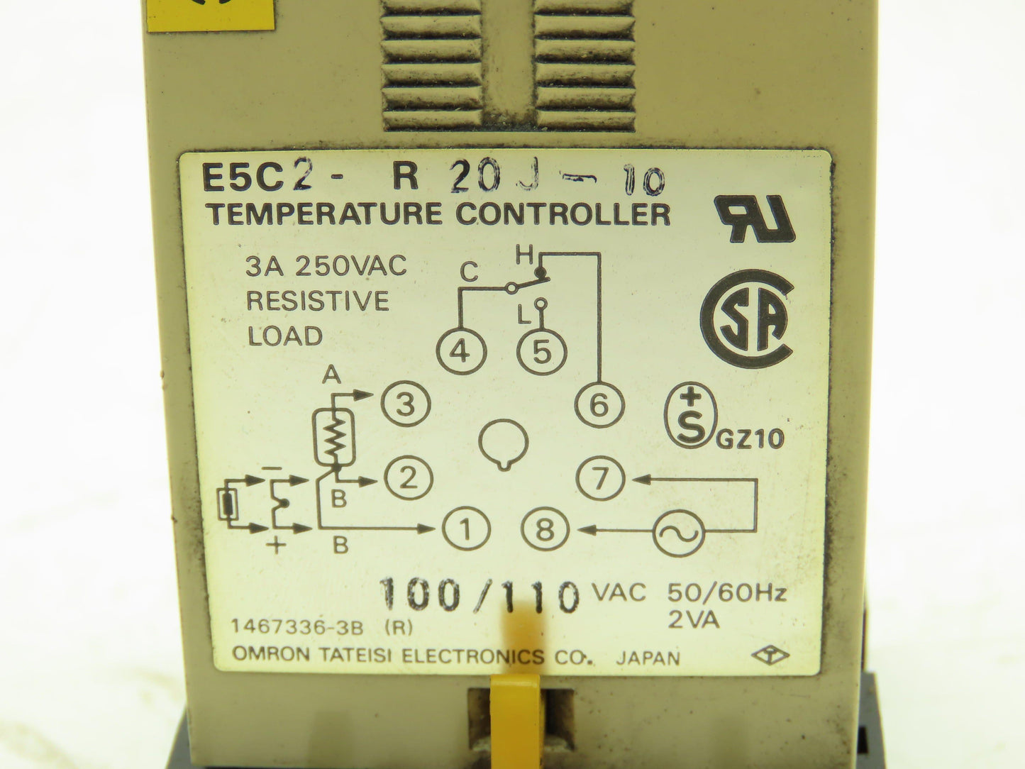 Omron E5C2-R20J-10 Temperature Controller E5C2