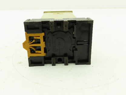 Omron E5C2-R20J-10 Temperature Controller E5C2