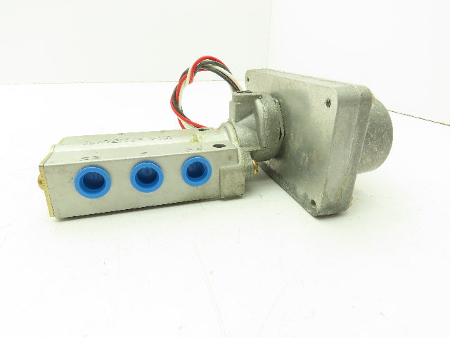 Honeywell Skinner XH935RBMX17 Solenoid Valve 4-Way NC/NO 12VDC 150 PSI 1/4" NPT