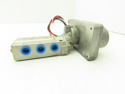 Honeywell Skinner XH935RBMX17 Solenoid Valve 4-Way NC/NO 12VDC 150 PSI 1/4" NPT