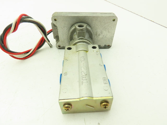 Honeywell Skinner XH935RBMX17 Solenoid Valve 4-Way NC/NO 12VDC 150 PSI 1/4" NPT