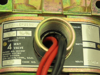 Honeywell Skinner V955LEP2150 Solenoid Valve 4-Way NO 120V 150 PSI 1/4" NPT