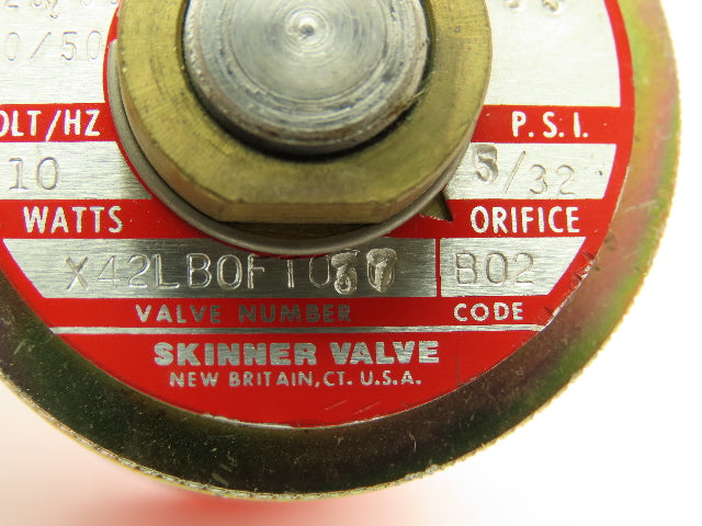Honeywell Skinner X42LB0FT037 Solenoid Valve 2 Way NC 120V 35 PSI 1/4" NPT PTFE