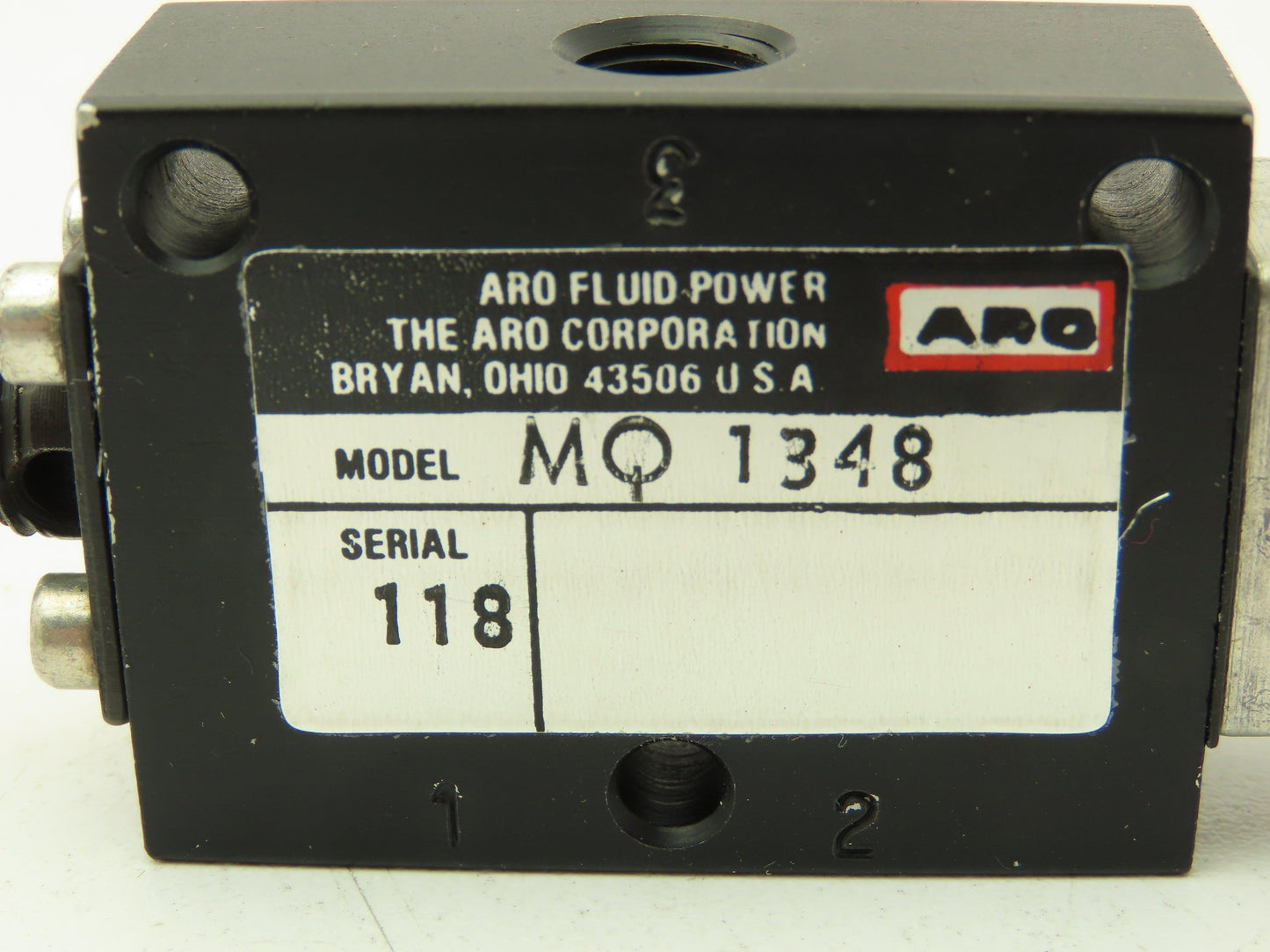 Aro MQ 1348 Pneumatic 3 Way Valve NC 1/8" NPT Air or Manual Activated