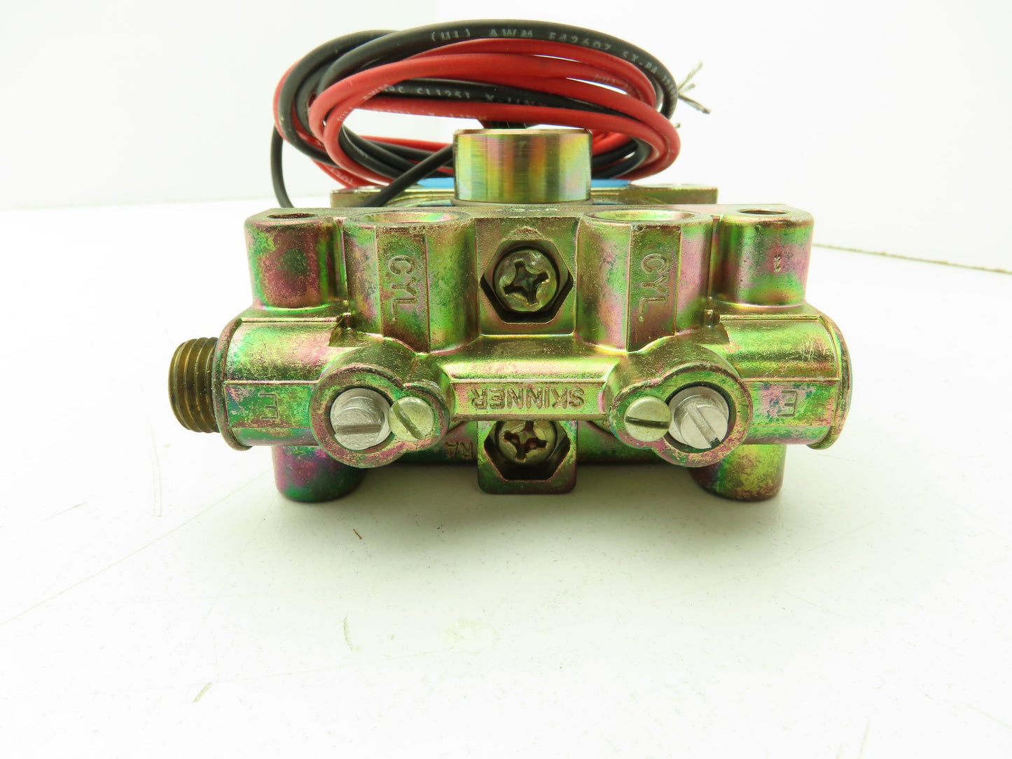 Honeywell Skinner V933LEF2050 Solenoid Valve 4-Way NC 120V 50 PSI 1/4" NPT