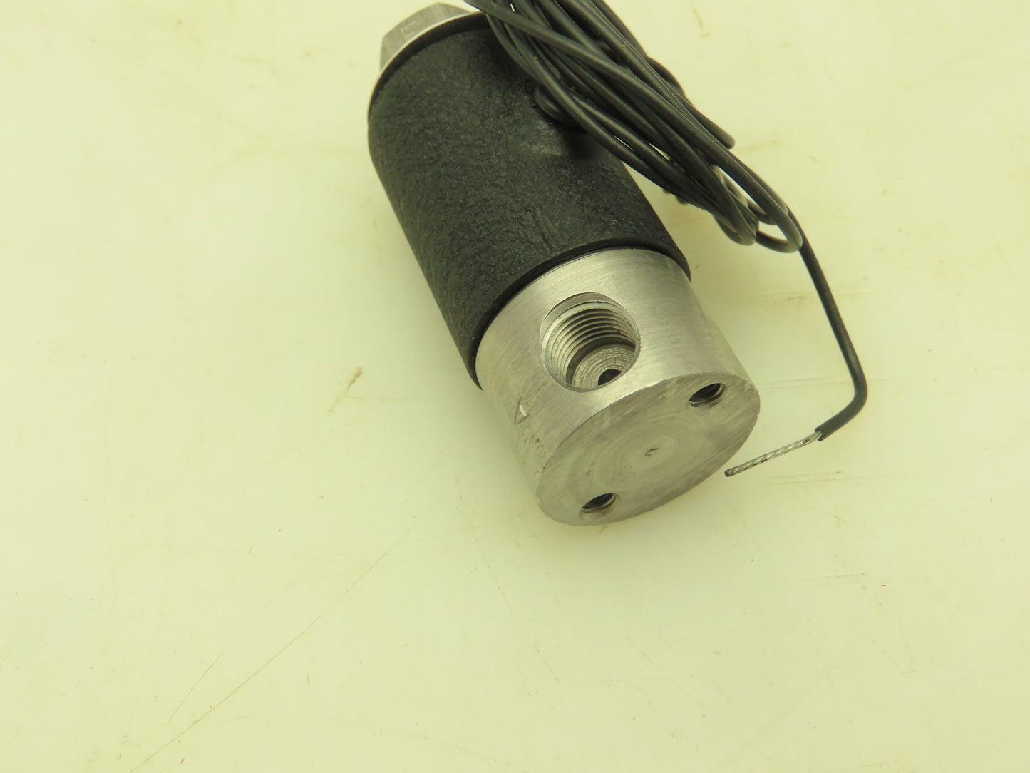 Honeywell Skinner B6DA1250 Solenoid Valve 3-Way NO 120V 250 PSI 1/8" NPT