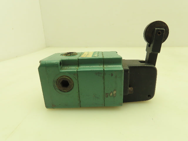 Aro 5232-05-3 Pneumatic Air Limit Switch Valve 3 Way Roller Arm 3/8" NPT