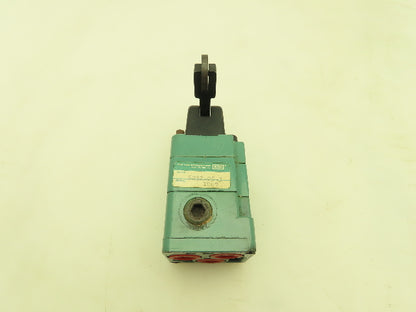 Aro 5232-05-3 Pneumatic Air Limit Switch Valve 3 Way Roller Arm 3/8" NPT