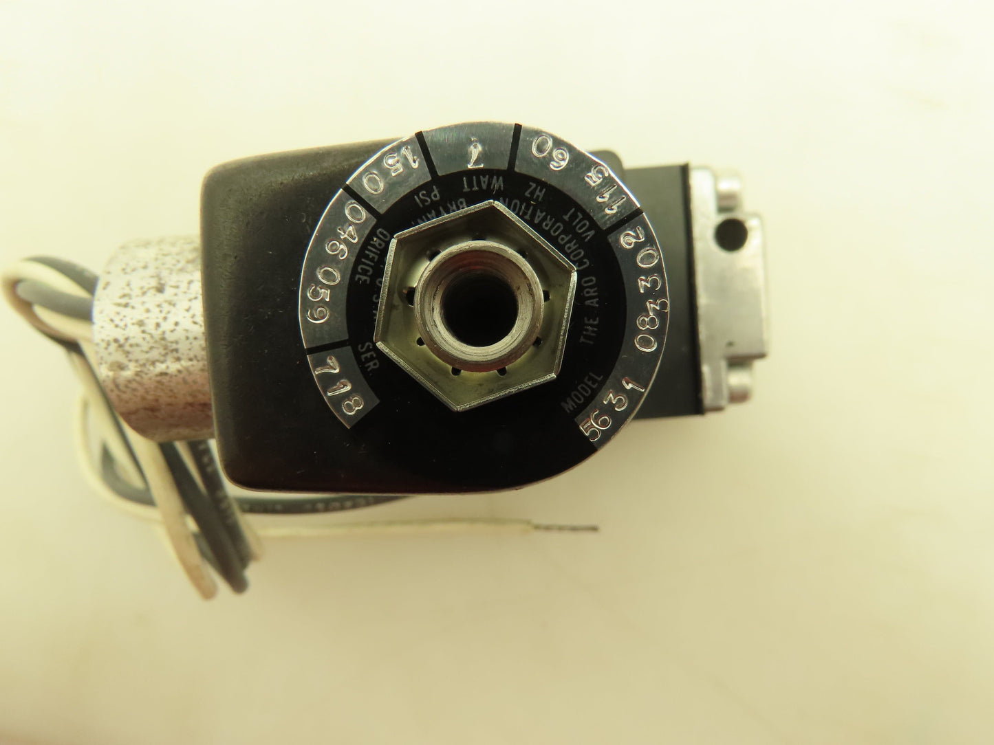 Aro 5631 0833 02 Solenoid Spool Valve 3 Way NO 115V 150 PSI 1/4" NPT