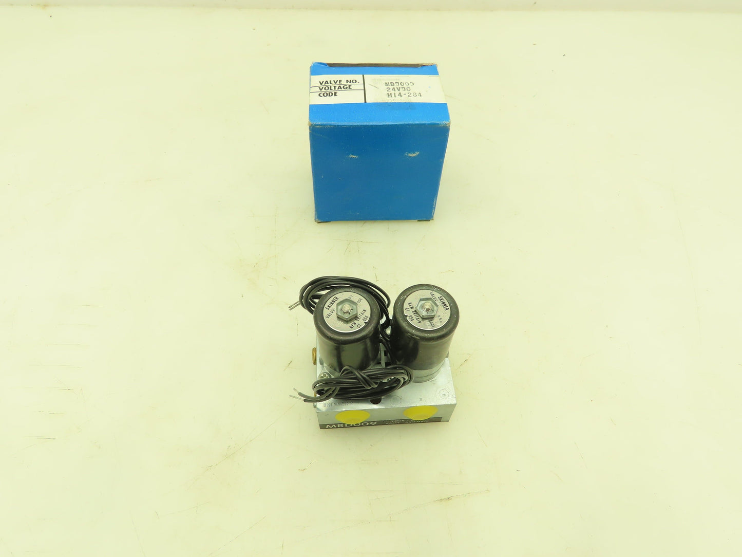 Honeywell Skinner MBD009 Solenoid Valve 4-Way Assembly NO 24VDC 150 PSI MBD005