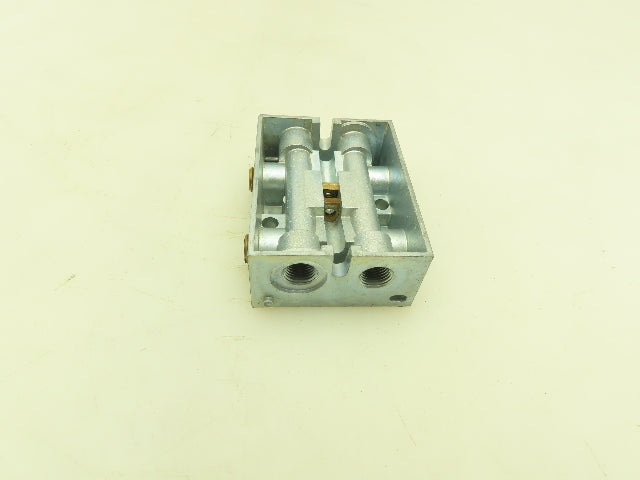 Honeywell Skinner MBD009 MB60S005 4-Way Solenoid Valve Assembly 1/8"NPT Lot of 5