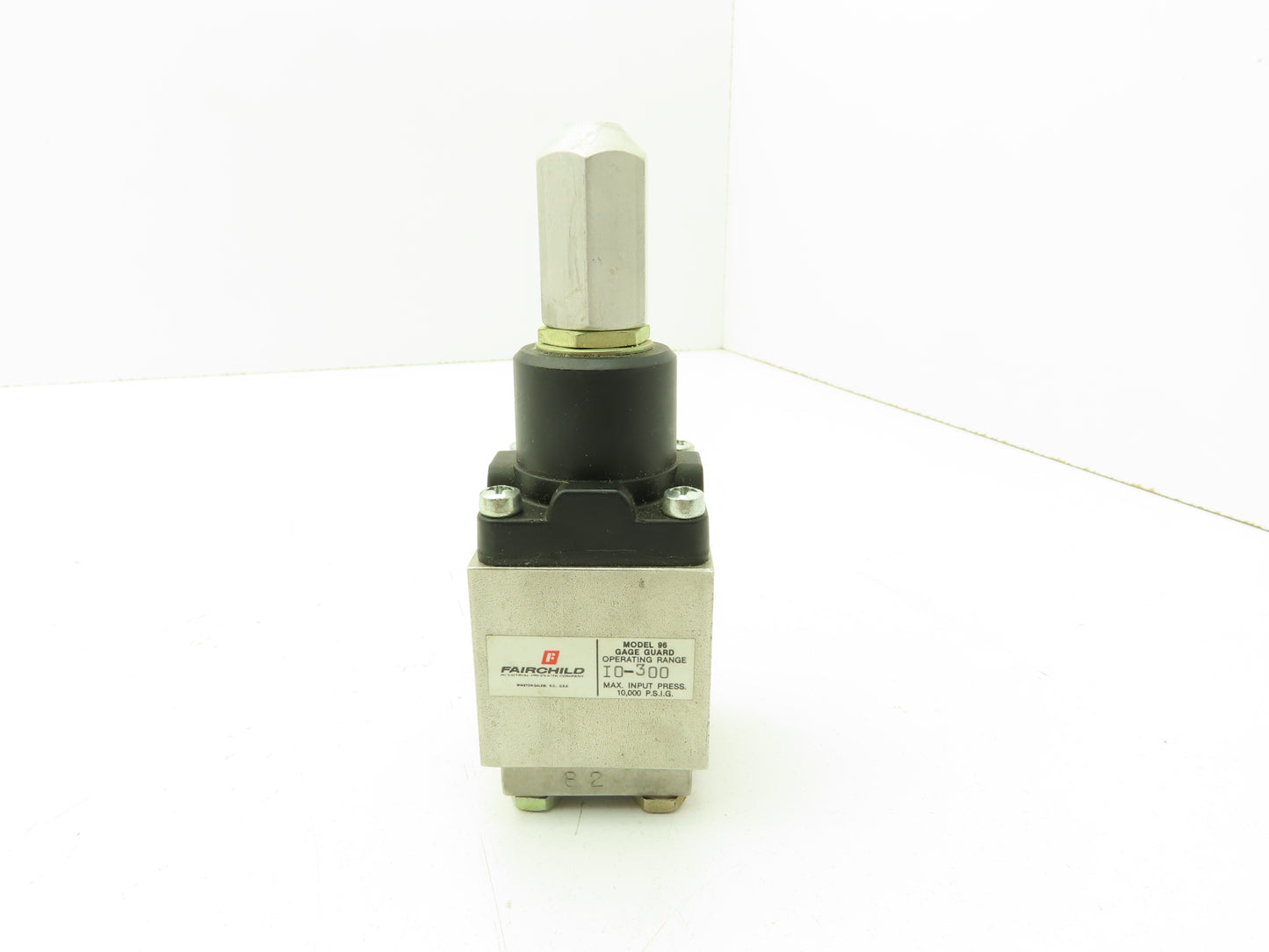 Fairchild 960082 I0-300 Pneumatic Air Gage Guard 10-300 PSIG Max 10000PSI