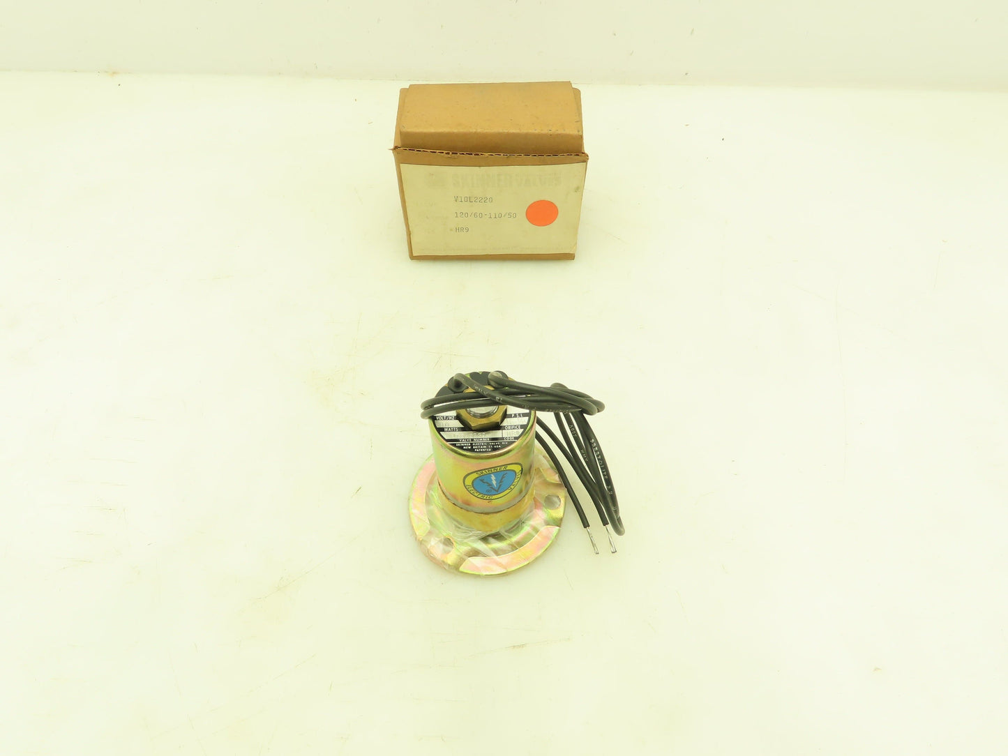 Honeywell Skinner V10L2220 Solenoid Valve 3-Way 120V 1000 PSI 1/16" Orifice