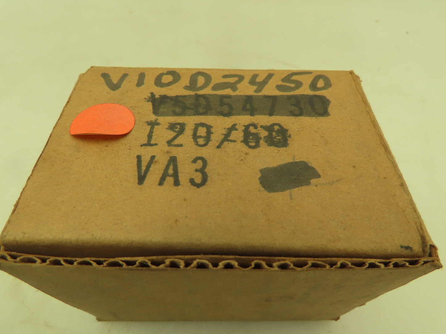 Honeywell Skinner V10D2450 Hydraulic Cartridge Valve 120V Solenoid 3000 PSI