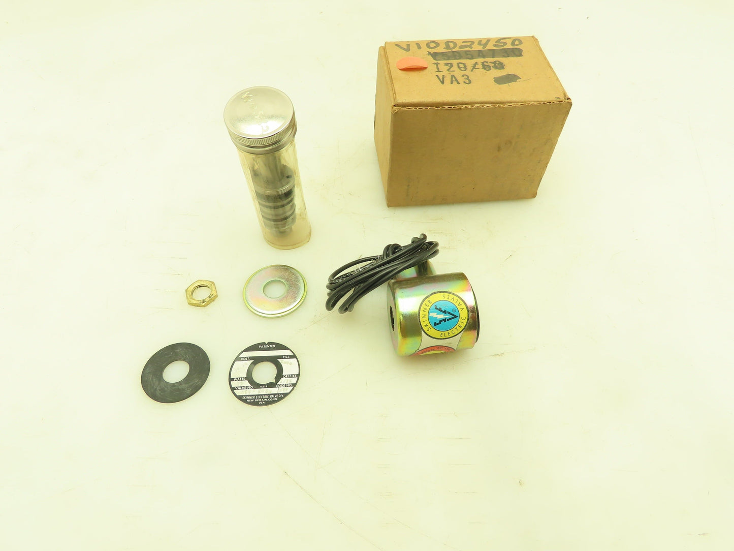 Honeywell Skinner V10D2450 Hydraulic Cartridge Valve 120V Solenoid 3000 PSI