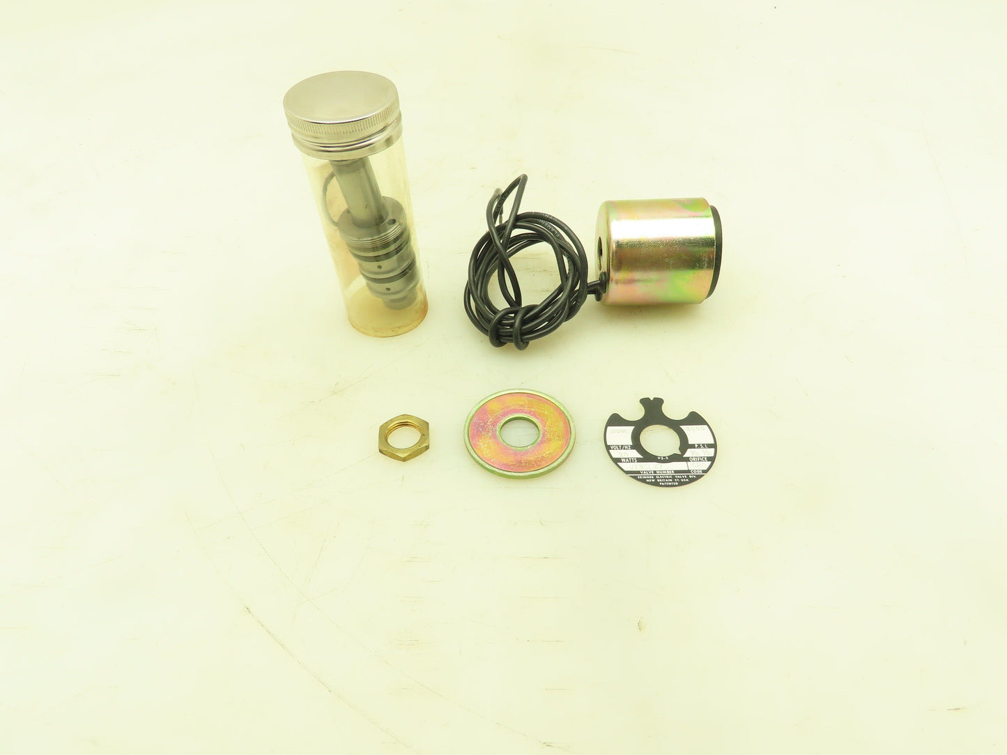 Honeywell Skinner V136LX7 Hydraulic Cartridge Valve 12VDC Solenoid 3000 PSI