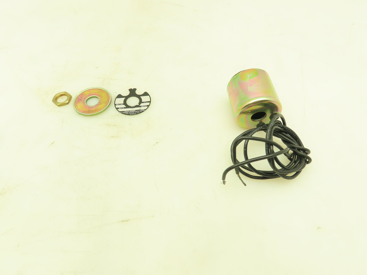 Honeywell Skinner V136LX7 Hydraulic Cartridge Valve 12VDC Solenoid 3000 PSI