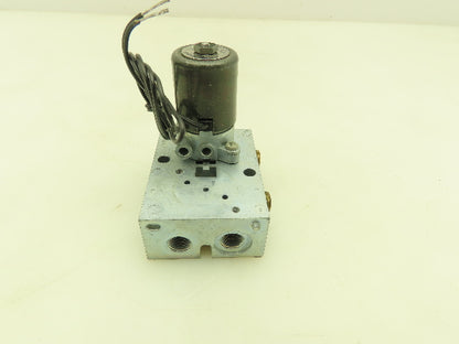 Honeywell Skinner MB D 009 Solenoid Valve 4-Way 120V 150 PSI 1/8" NPT