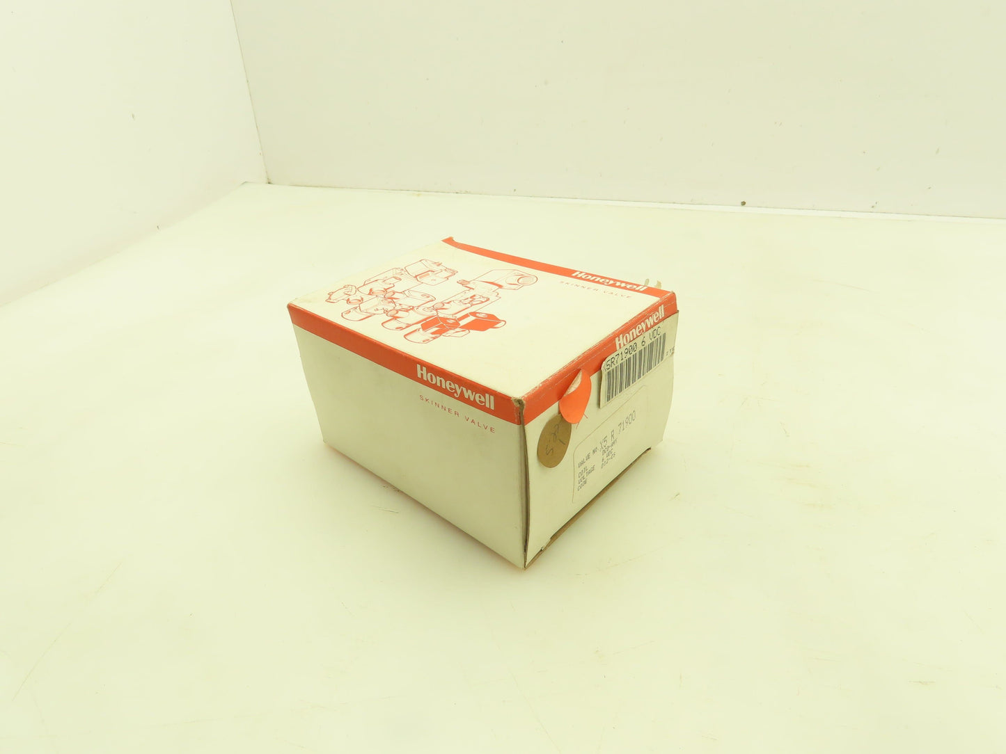 Honeywell Skinner X5R71900 Solenoid Valve 3-Way NC 6VDC 40-80 PSI 1/4" NPT