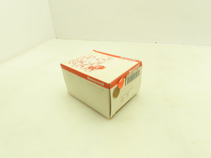 Honeywell Skinner X5R71900 Solenoid Valve 3-Way NC 6VDC 40-80 PSI 1/4" NPT