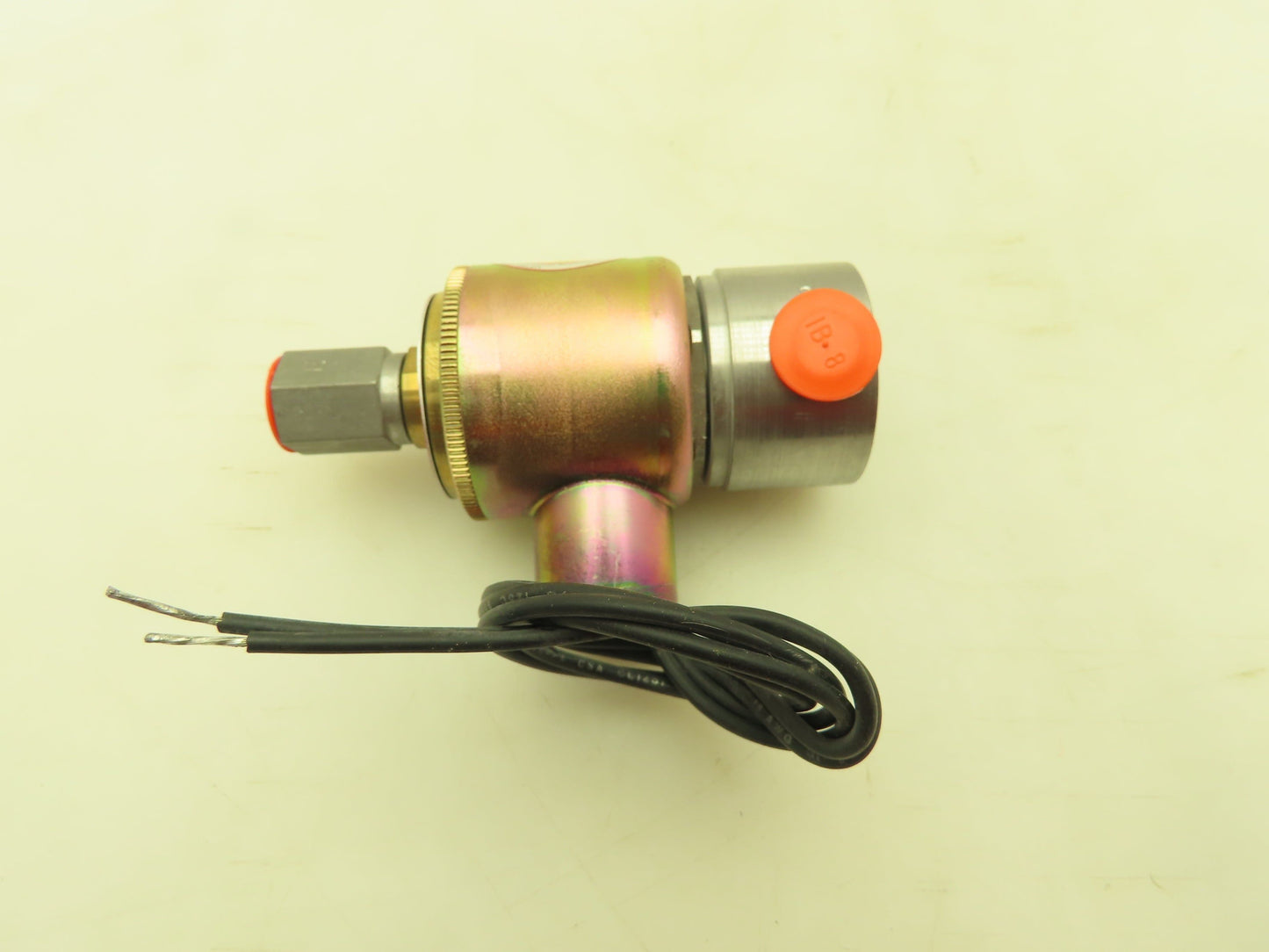 Honeywell Skinner X5R71900 Solenoid Valve 3-Way NC 6VDC 40-80 PSI 1/4" NPT