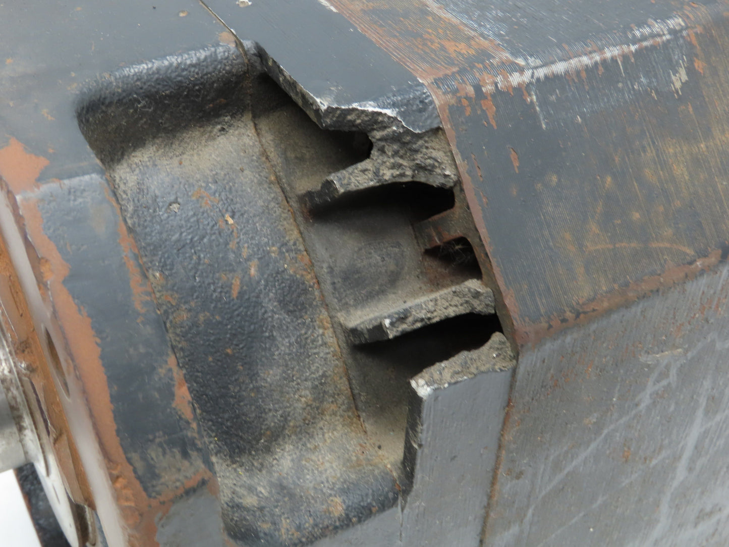 Dreisiliker MFL15/11R153R2 11 HP. 130v AC Motor 1500/6000 Rpm Okuma