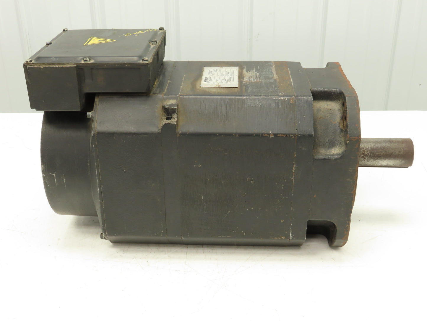 Dreisiliker MFL15/11R153R2 11 HP. 130v AC Motor 1500/6000 Rpm Okuma