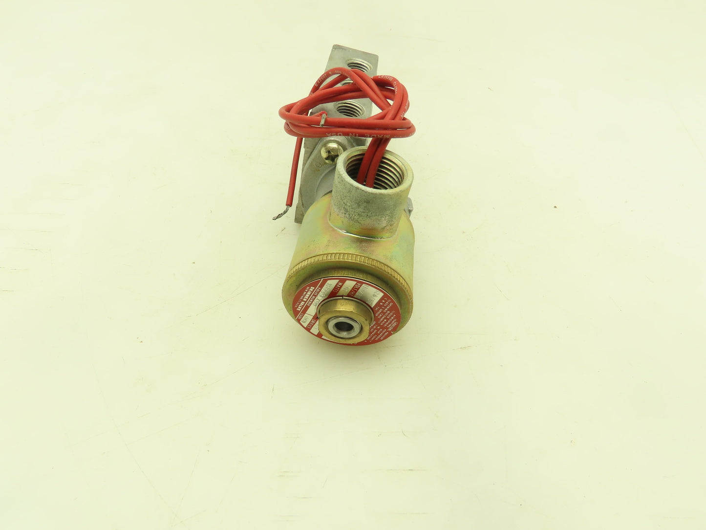 Honeywell Skinner XH935LX50 Solenoid Valve 5 Port/2 Pos 120V 30-150 PSI 1/4" NPT